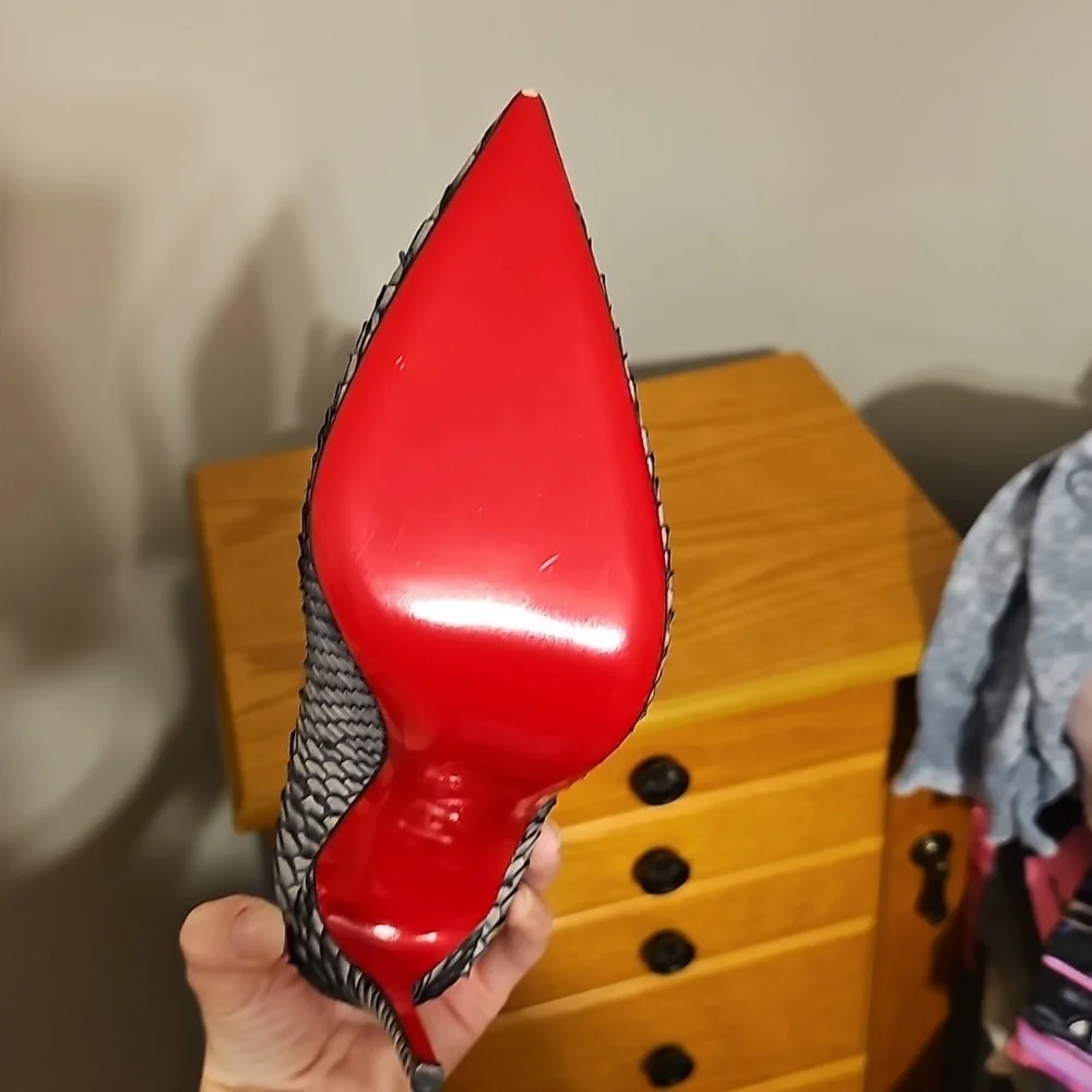 Christian Louboutin Python Froze So Kate Heels Brand New - Picture 9 of 11